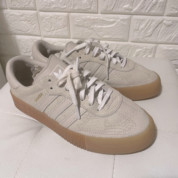 adidas Shoes - Adidas Samba